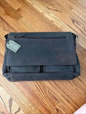 Leather Messenger Bag – Dark Brown